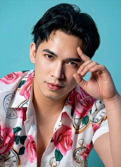 Tomi - masseur in Riyadh Photo 7 of 10