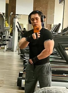 Tomimori - masseur in Riyadh Photo 10 of 14