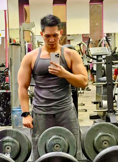 Tomimori - masseur in Riyadh Photo 11 of 14