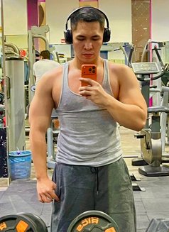 Tomimori - masseur in Riyadh Photo 13 of 14