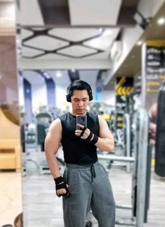 Tomimori - masseur in Riyadh Photo 14 of 14