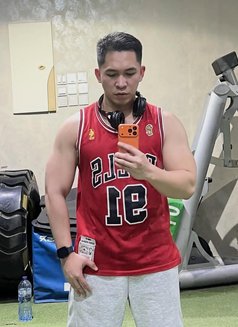 Tomi - Masajista in Riyadh Photo 14 of 18