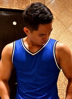 Tomi - Masajista in Riyadh Photo 15 of 18