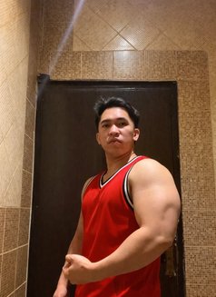 Tomi - Masajista in Riyadh Photo 18 of 18