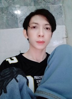 Tommy - Acompañantes masculino in Riyadh Photo 5 of 6