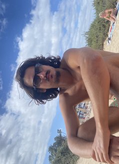 Tommy - Male companion in Fuerteventura Photo 8 of 12