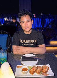 Tommy - Male escort in Bangkok Photo 6 of 6