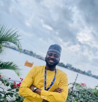 Tonado - Masajista in Lagos, Nigeria