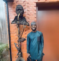 Tonado - Masajista in Lagos, Nigeria