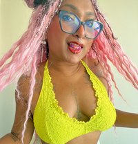 Tongue piercing & Submissive - escort in Pattaya