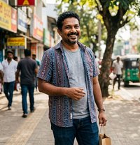Tongue Twis Licking Service - Male escort in Colombo