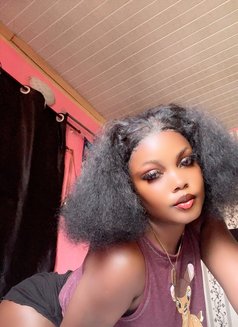 Tonia - escort in Lagos, Nigeria Photo 2 of 3