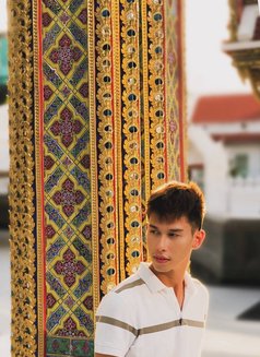Tonmai/bkk - Male escort in Bangkok Photo 3 of 9