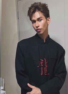 Tonmai/bkk - Male escort in Bangkok Photo 4 of 9