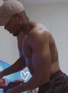 Tonny - Male escort in Riyadh Photo 11 of 11