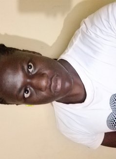 Tonny - Acompañantes masculino in Nairobi Photo 8 of 9