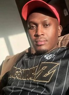 Tonny Makau - Male escort in Nairobi Photo 3 of 4