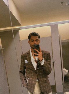 Tony - Male escort in Dhaka Photo 1 of 1