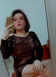 Tony chubby both - Masajista in Al Manama Photo 15 of 16