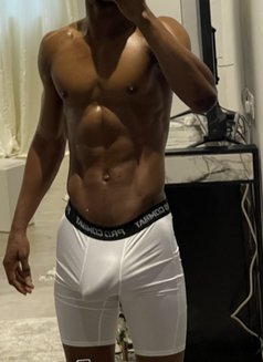 Tony Hard Gamer - Male escort in Bangalore Photo 3 of 12