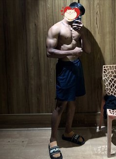 Tony - Male escort in Hyderabad Photo 5 of 5