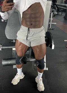Tony - Male escort in Nairobi Photo 8 of 9