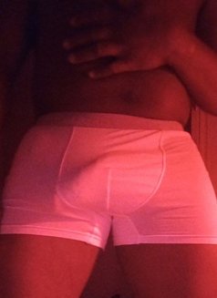 Tony - Acompañantes masculino in İstanbul Photo 3 of 4