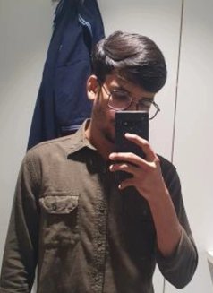 Tony R - Male escort in Hyderabad Photo 1 of 3