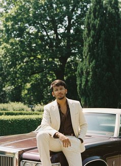 Tony R - Male escort in Hyderabad Photo 3 of 3
