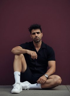 Top 22 Cm Dominant - Acompañantes masculino in Singapore Photo 3 of 7