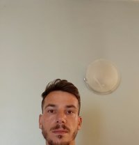 Top 26cm - Male escort in Beirut