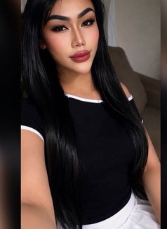 Big dicktop69, Nabi masseuse ‪ - Masajista in Al Manama Photo 2 of 13