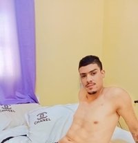 Top Abudhabi - Male escort in Abu Dhabi