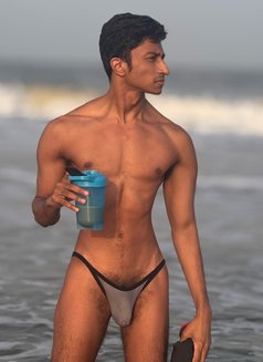 Top Akash ( 8inch) - Male escort in Mumbai Photo 6 of 8