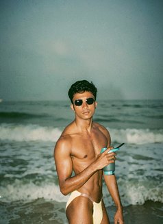 Top Akash ( 8inch) - Male escort in Mumbai Photo 7 of 8