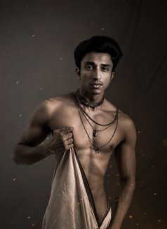Top Akash ( 8inch) - Male escort in Mumbai Photo 8 of 8
