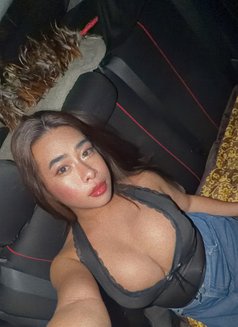 Top and bottom 5’4 height - Transsexual escort in Makati City Photo 11 of 17