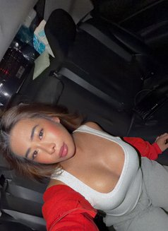 Top and bottom 5’4 height - Transsexual escort in Makati City Photo 12 of 17