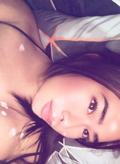 Top and bottom 5’4 height - Transsexual escort in Makati City Photo 14 of 17