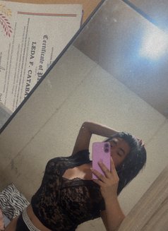 Top and bottom 5’4 height - Transsexual escort in Makati City Photo 17 of 17