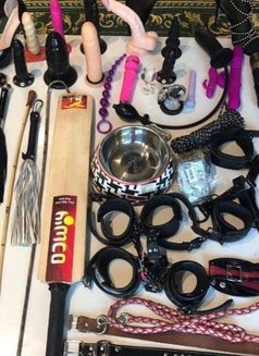 Top and bottom - Acompañantes transexual in Dubai Photo 2 of 2