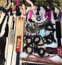 Top and bottom - Transsexual escort in Dubai