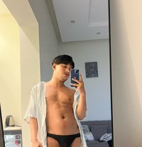 Top and Bottom Little Boy - Transsexual escort in Riyadh