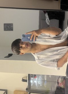 Top and Bottom Little Boy - Transsexual escort in Riyadh Photo 5 of 6