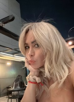 Top and Botton with 18cm and open minded - Acompañantes transexual in Cairo Photo 30 of 30