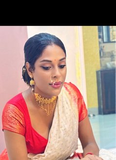 Top and Sexy Shemale - Transsexual escort in Kolkata Photo 4 of 10