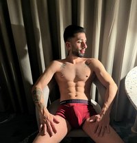 Top B - Male escort in Beirut