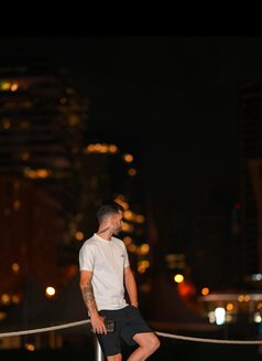 Bob - Male escort in Beirut Photo 5 of 11