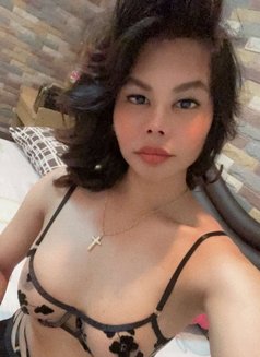Top Big Cock Ladyboy - Transsexual escort in Makati City Photo 9 of 10