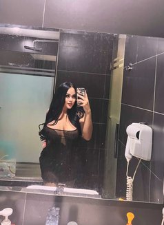 TOP BIG DICK HARD GOOD SERVICE - Transsexual escort in Kuala Lumpur Photo 5 of 27